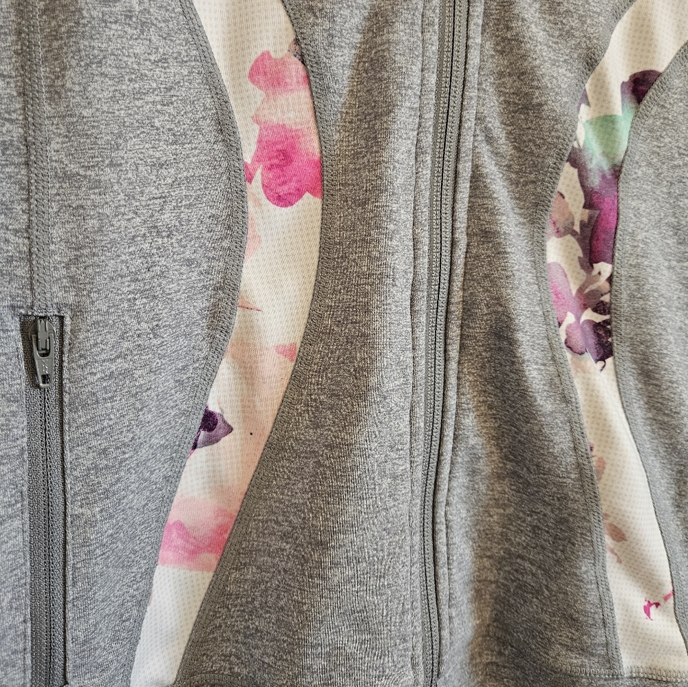 Lululemon In Stride Jacket - Picture 3 of 5
